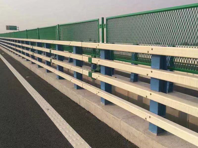 橋梁防撞護欄