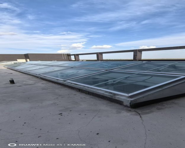 東陽(yáng)屋頂采光排煙天窗